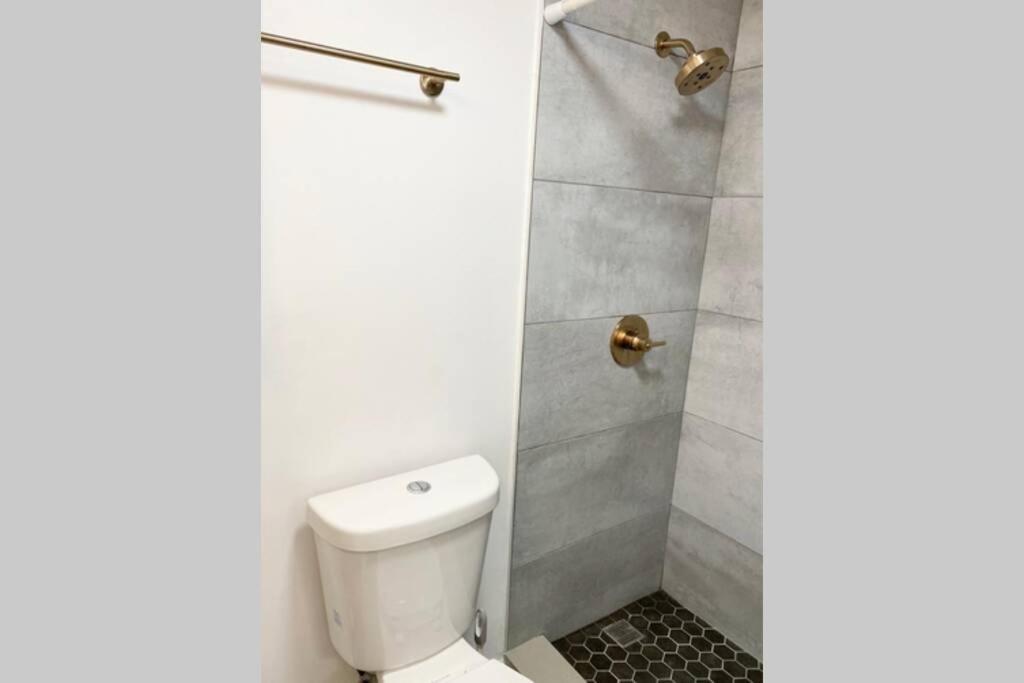 Modern Studio On I-Drive: Parking + Pool Included Orlando Exterior photo