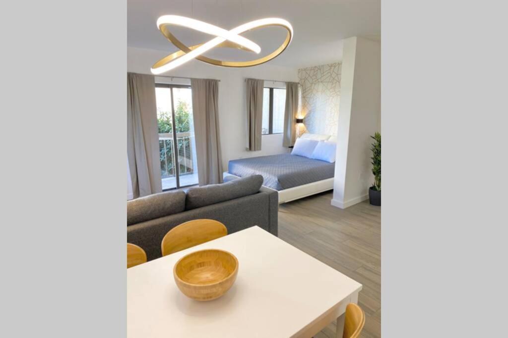 Modern Studio On I-Drive: Parking + Pool Included Orlando Exterior photo
