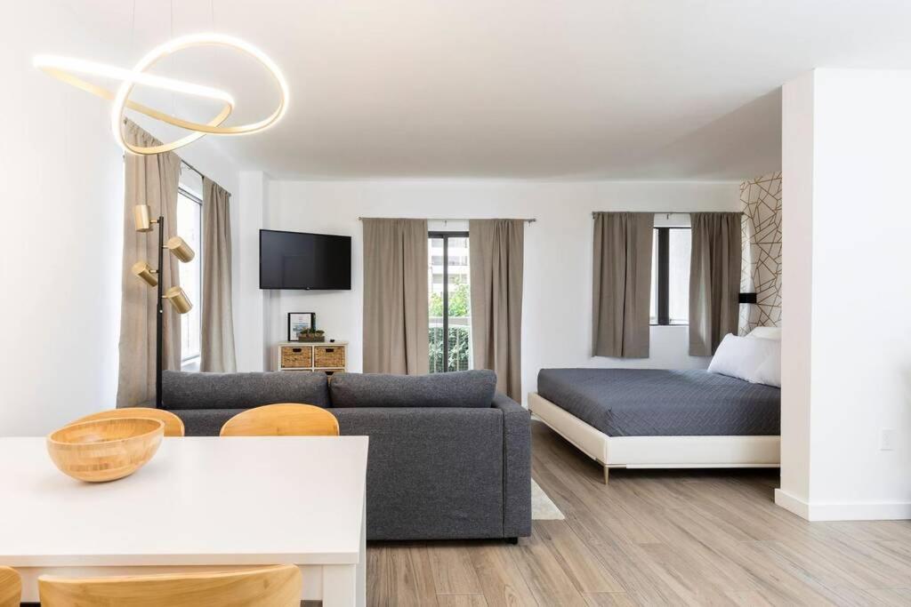 Modern Studio On I-Drive: Parking + Pool Included Orlando Exterior photo